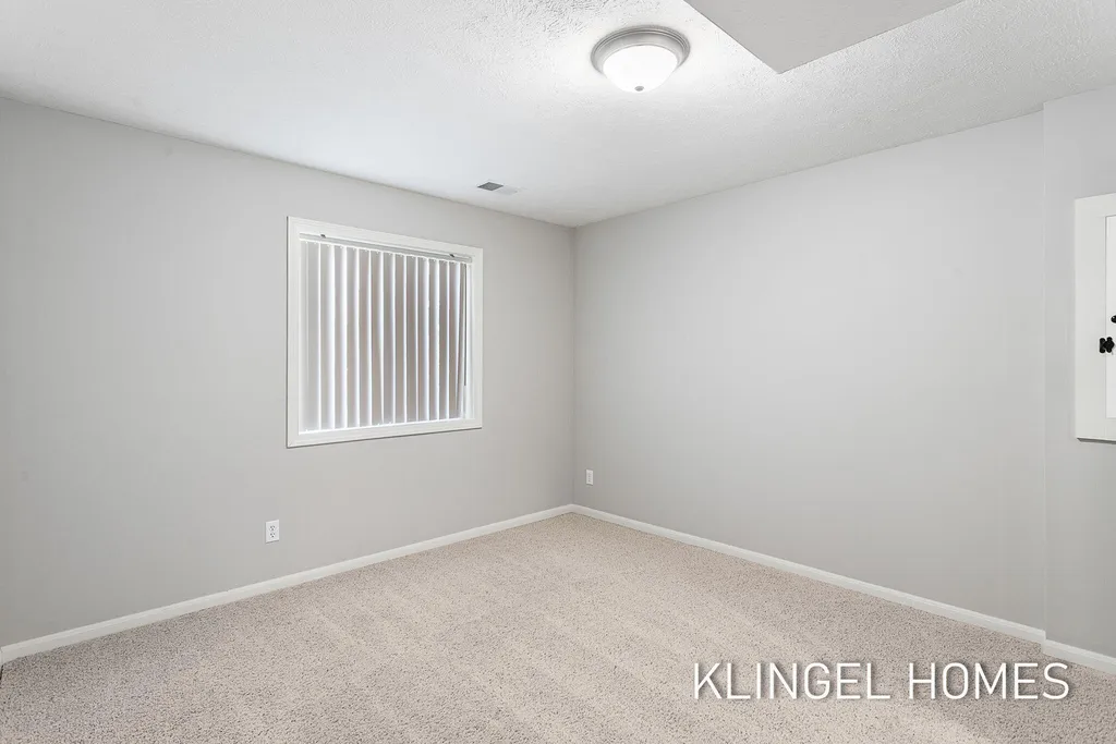 8626 Suntree Lane Zeeland Charter Township MI 49464