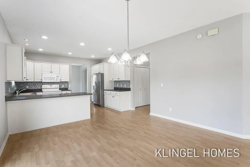 8626 Suntree Lane Zeeland Charter Township MI 49464