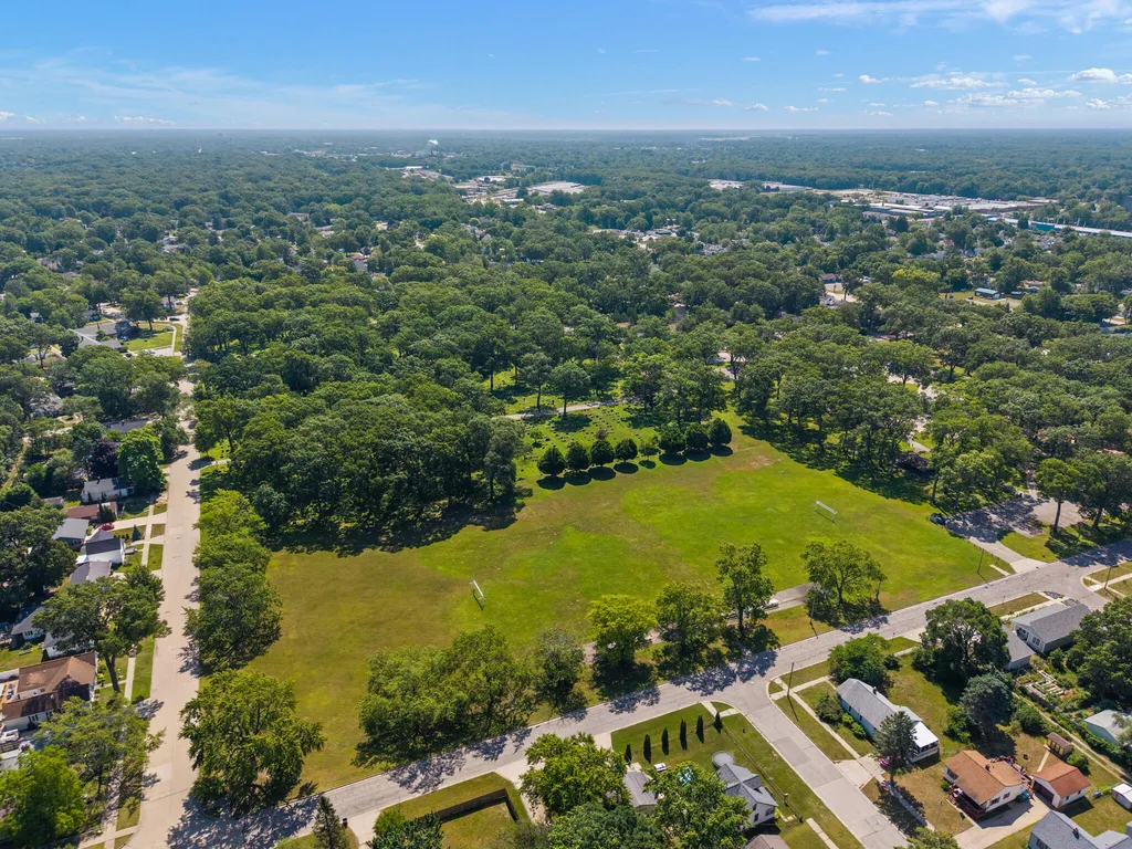 1949 Letart Avenue Muskegon City MI 49441