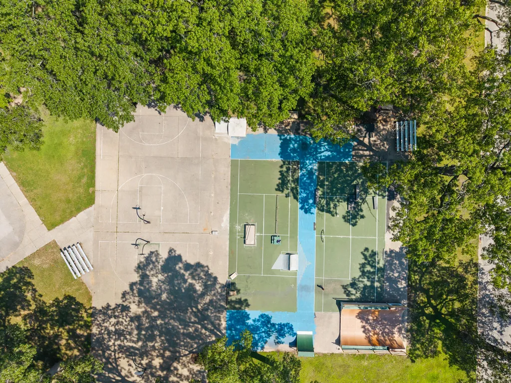 1949 Letart Avenue Muskegon City MI 49441