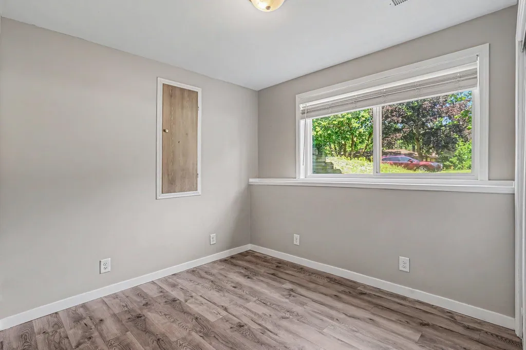 86 Dunton Avenue Holland Charter Township MI 49424