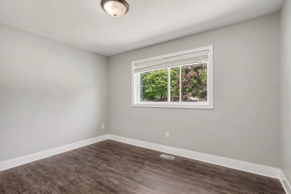 86 Dunton Avenue Holland Charter Township MI 49424