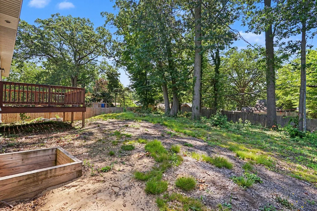 86 Dunton Avenue Holland Charter Township MI 49424