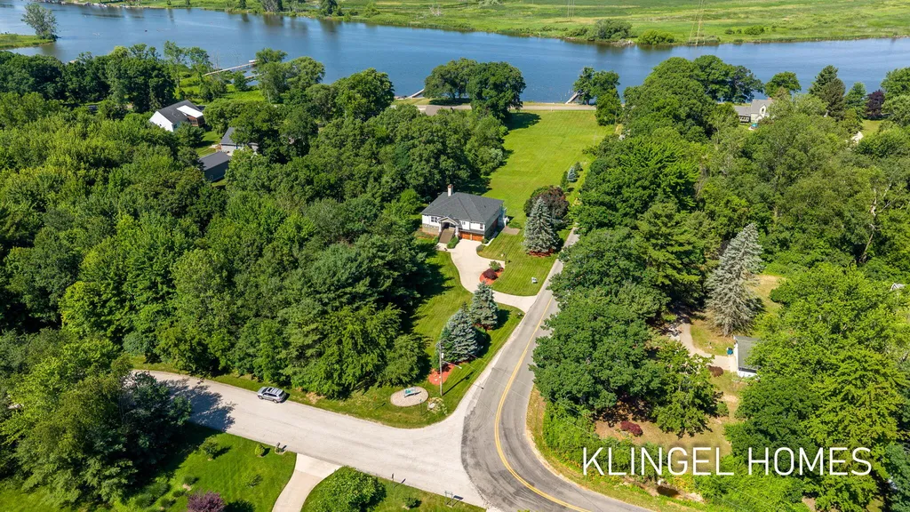 15400 148th Avenue Spring Lake Township MI 49456