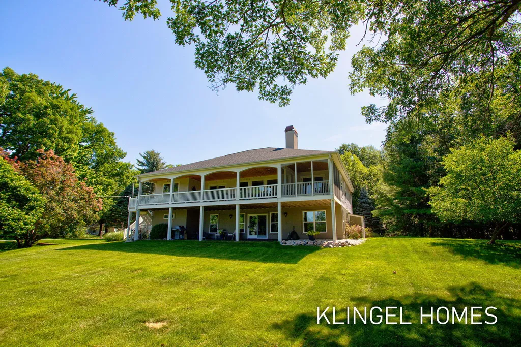 15400 148th Avenue Spring Lake Township MI 49456