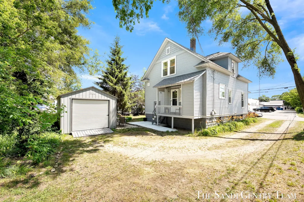 9 S Ferry Street Grand Haven City MI 49417