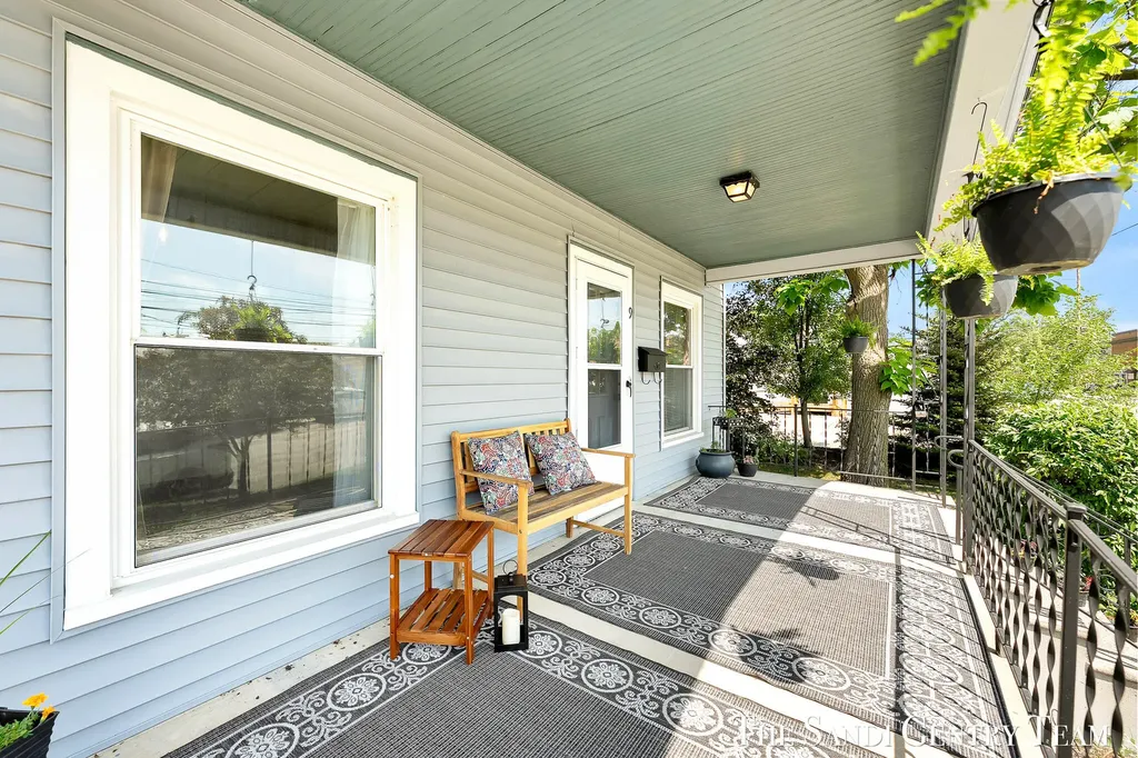 9 S Ferry Street Grand Haven City MI 49417
