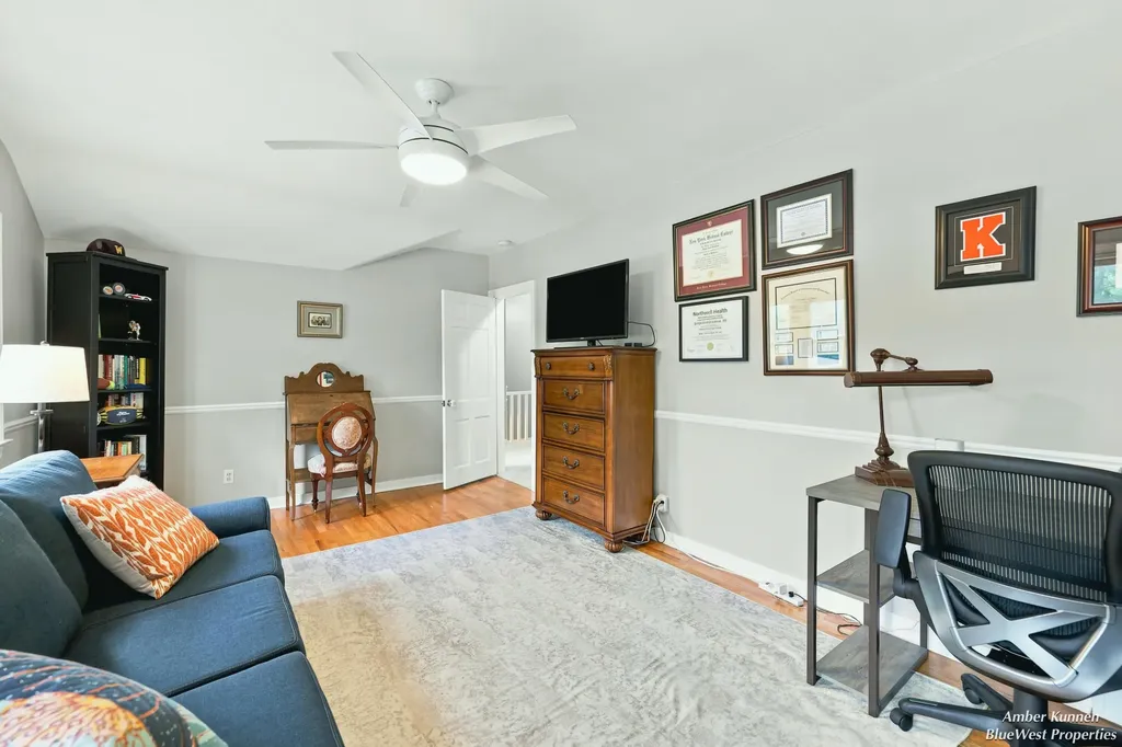 2331 Wilshire Drive SE East Grand Rapids City MI 49506