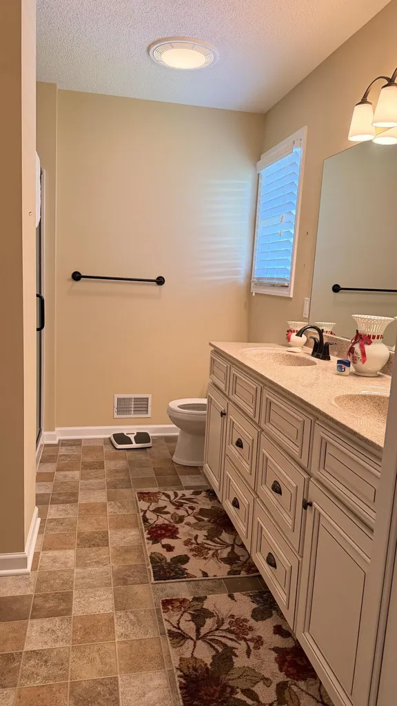 2143 Rosewood Lane Muskegon City MI 49441