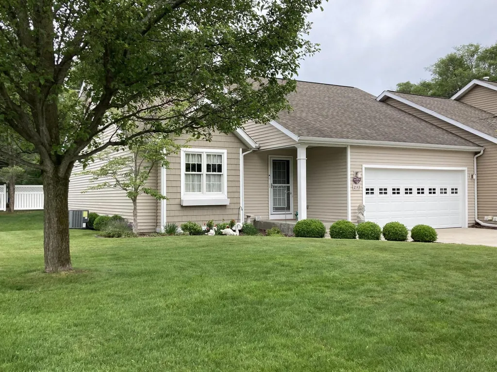 2143 Rosewood Lane Muskegon City MI 49441