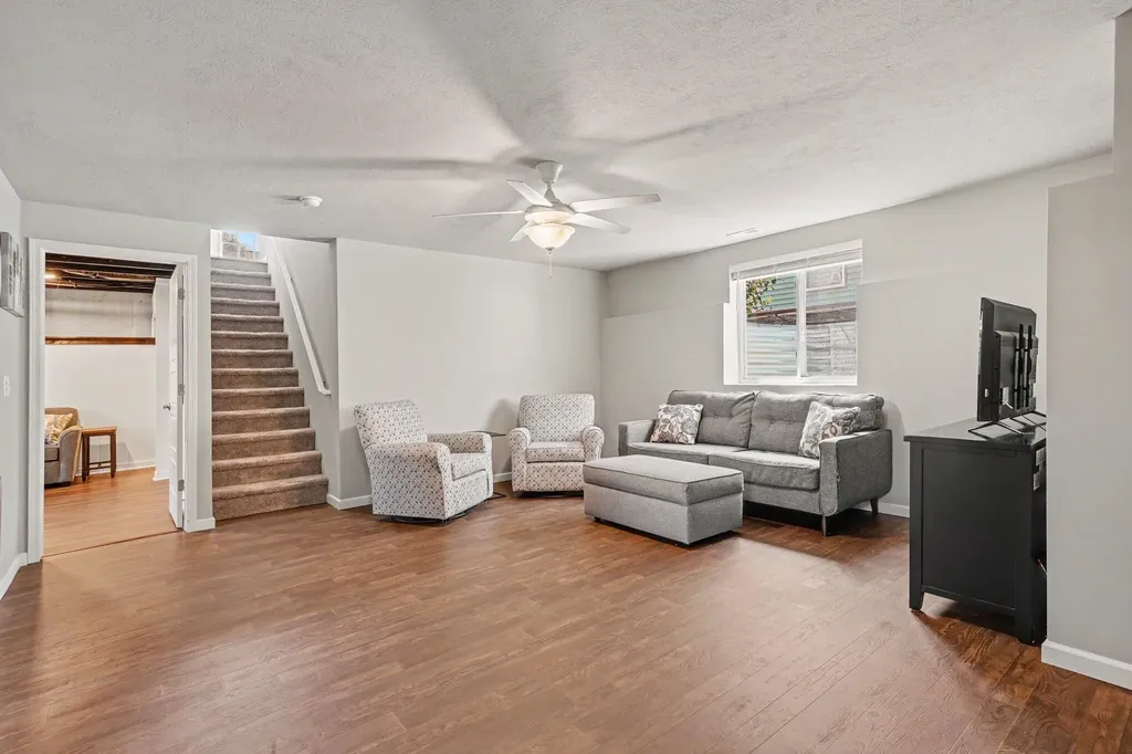 89 Brynwood Avenue Holland Charter Township MI 49423