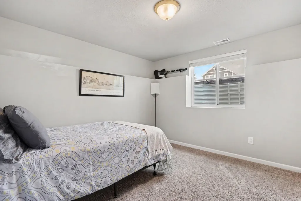89 Brynwood Avenue Holland Charter Township MI 49423