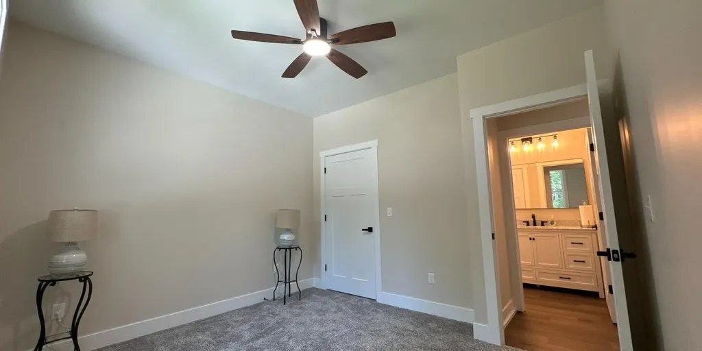 16229 148th Avenue Spring Lake Township MI 49456