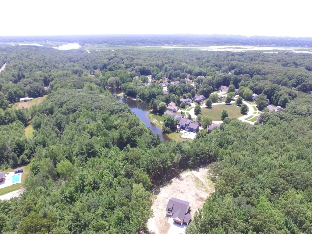16229 148th Avenue Spring Lake Township MI 49456