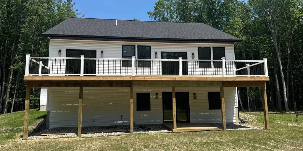 16229 148th Avenue Spring Lake Township MI 49456
