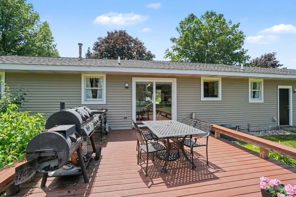2205 Whispering Dunes Drive Park Township MI 49424