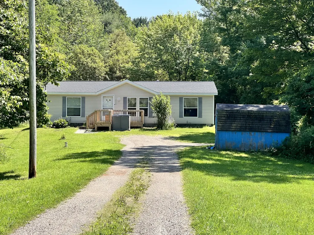 6550 Old Allegan Road Saugatuck Township MI 49453