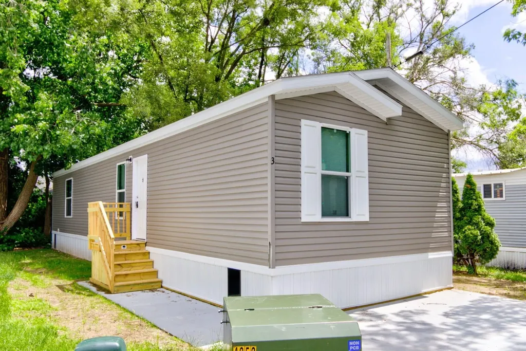 4747 W River Drive NE Plainfield Charter Township MI 49321