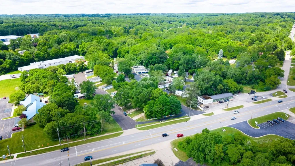 4747 W River Drive NE Plainfield Charter Township MI 49321