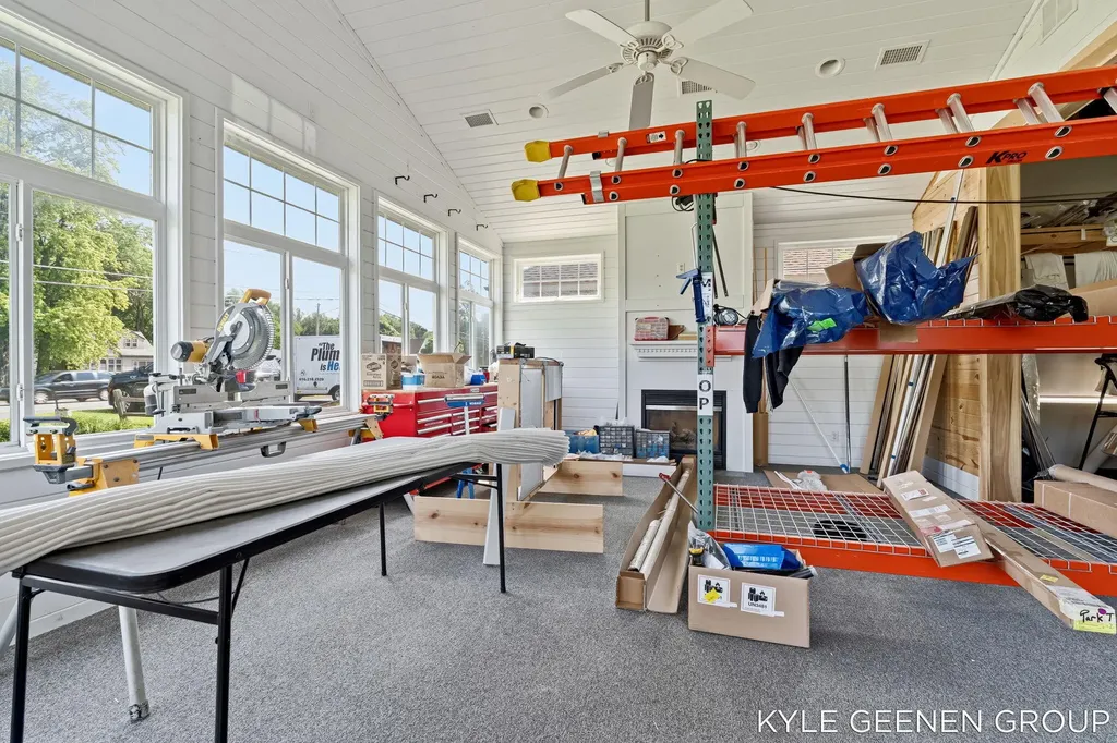 60 E Lakewood Boulevard Holland Charter Township MI 49424