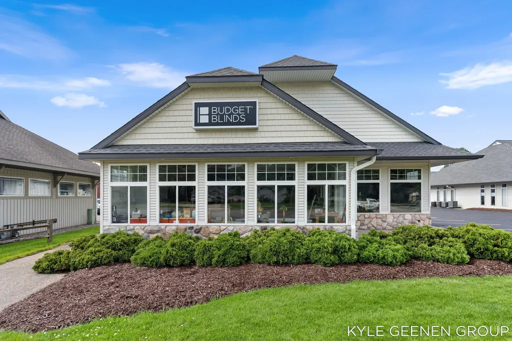 60 E Lakewood Boulevard Holland Charter Township MI 49424