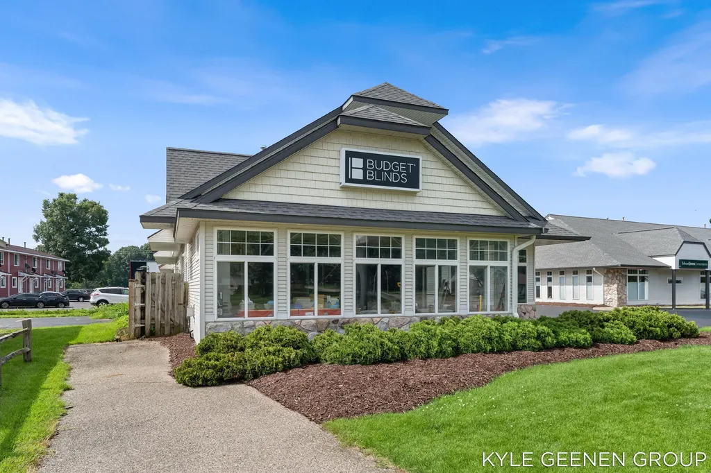 60 E Lakewood Boulevard Holland Charter Township MI 49424