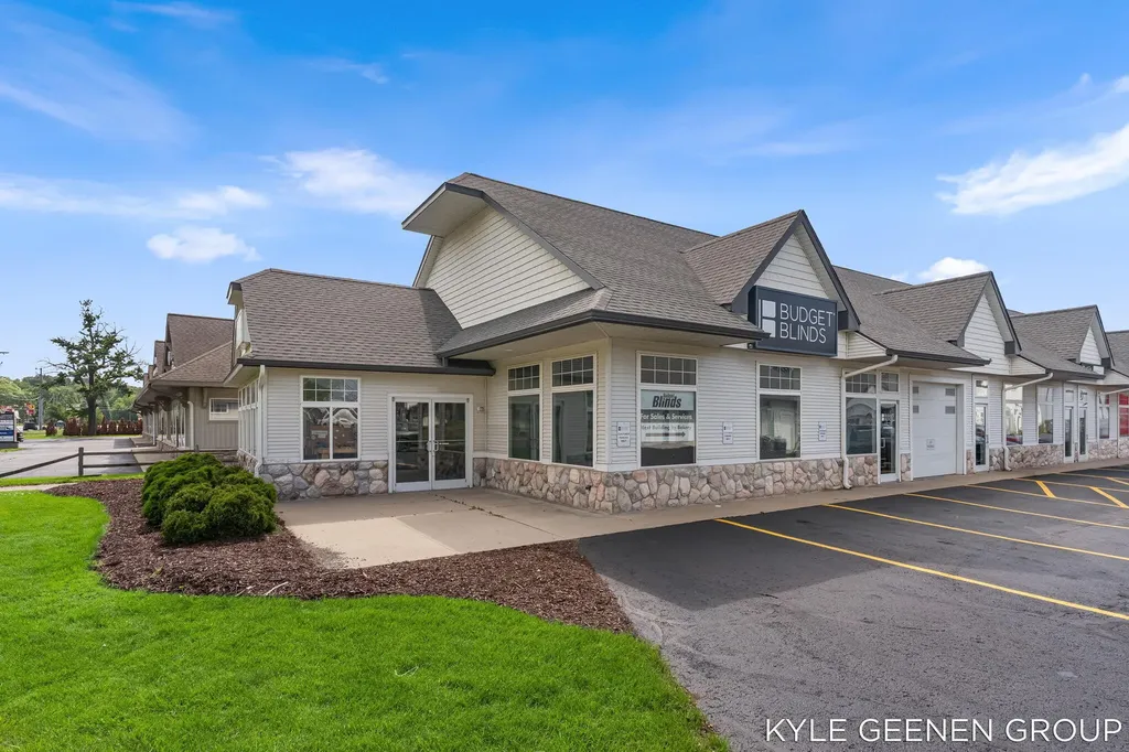 60 E Lakewood Boulevard Holland Charter Township MI 49424