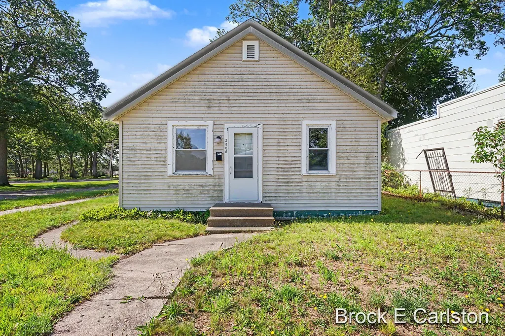 2309 Philo Avenue Muskegon City MI 49441