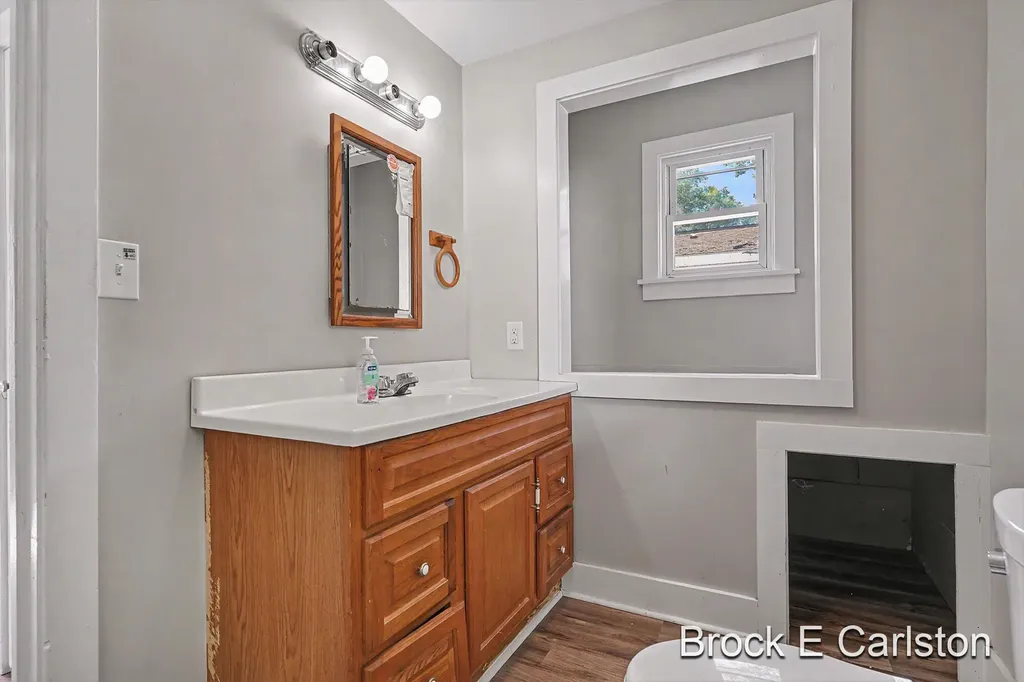 2309 Philo Avenue Muskegon City MI 49441