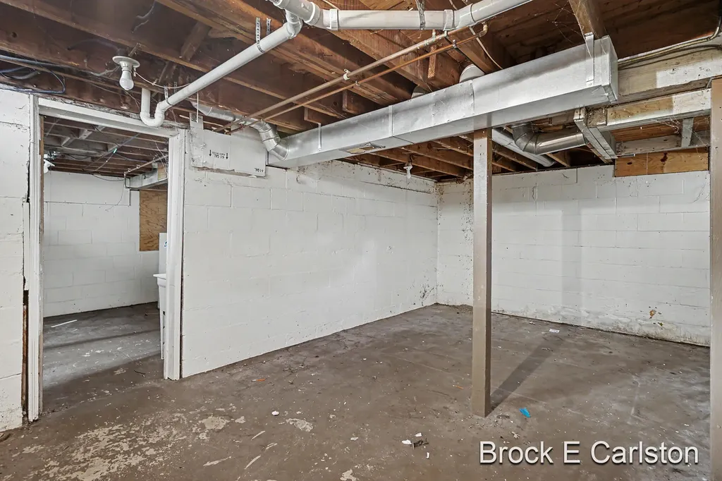 2309 Philo Avenue Muskegon City MI 49441