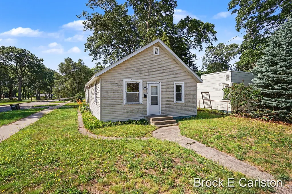 2309 Philo Avenue Muskegon City MI 49441