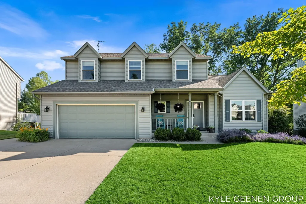 10887 Thornberry Way Holland Charter Township MI 49464