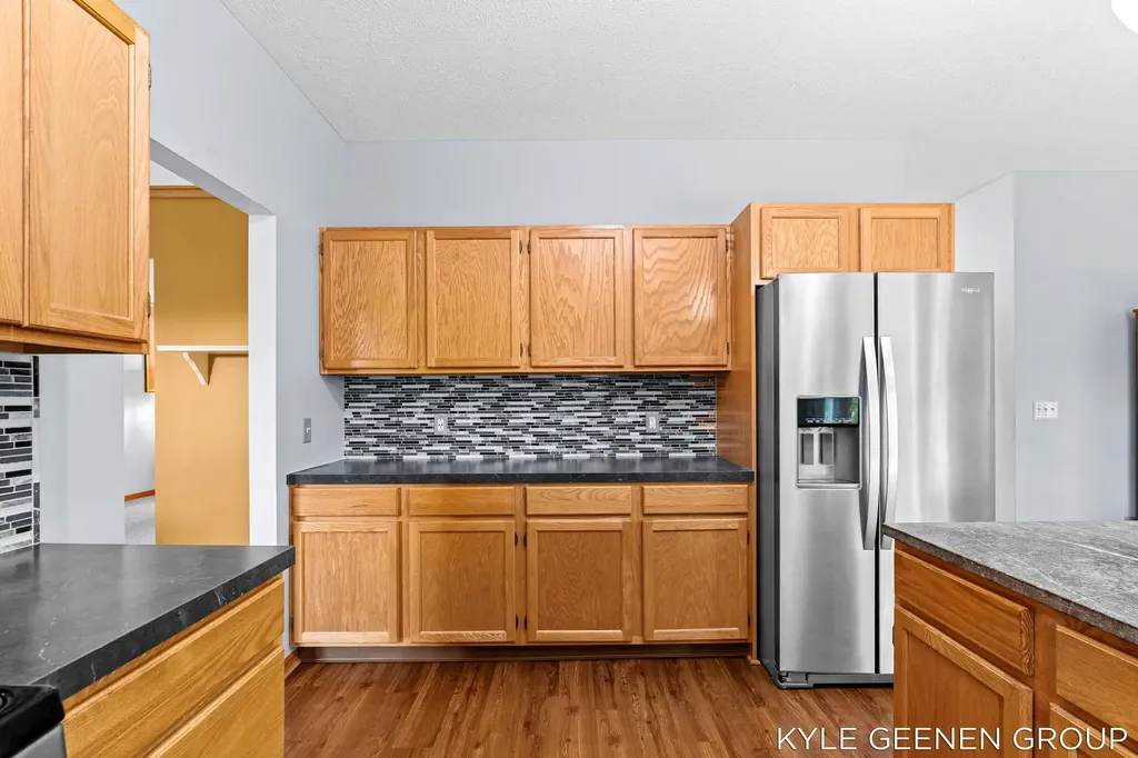 10887 Thornberry Way Holland Charter Township MI 49464