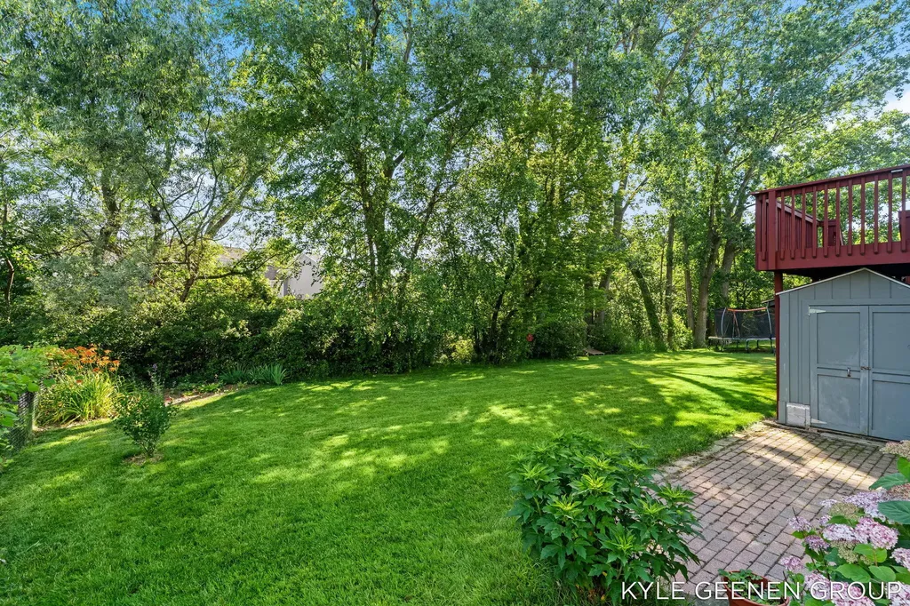10887 Thornberry Way Holland Charter Township MI 49464