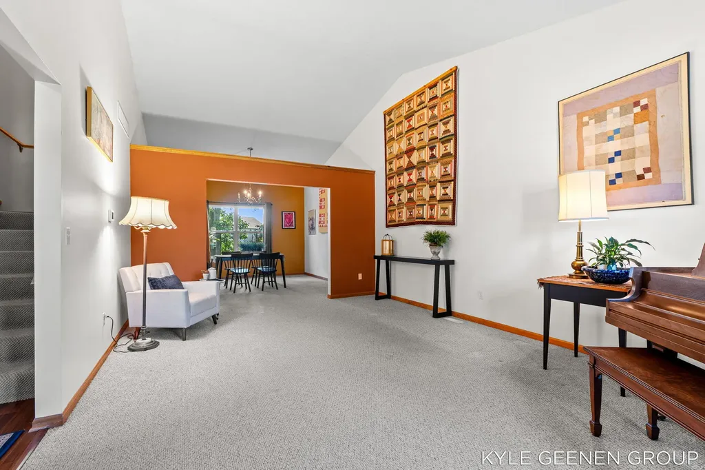 10887 Thornberry Way Holland Charter Township MI 49464