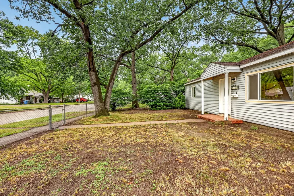 2294 Austin Street Muskegon City MI 49444