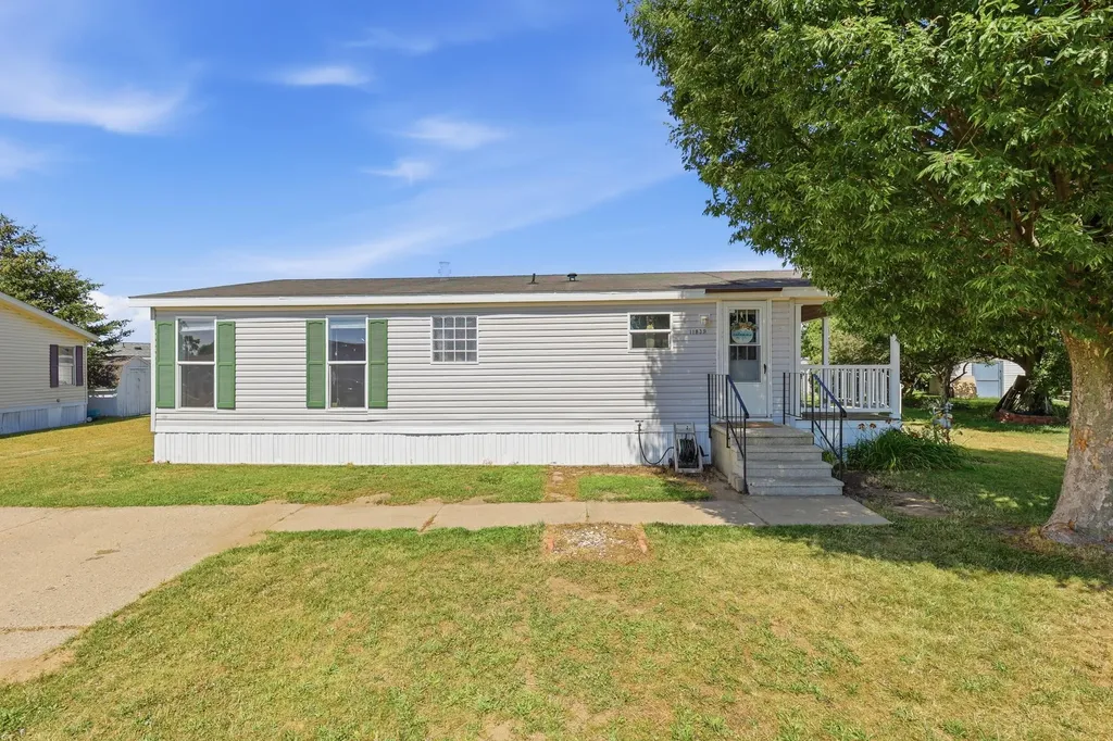 11839 Hidden Harbor Holland Charter Township MI 49424