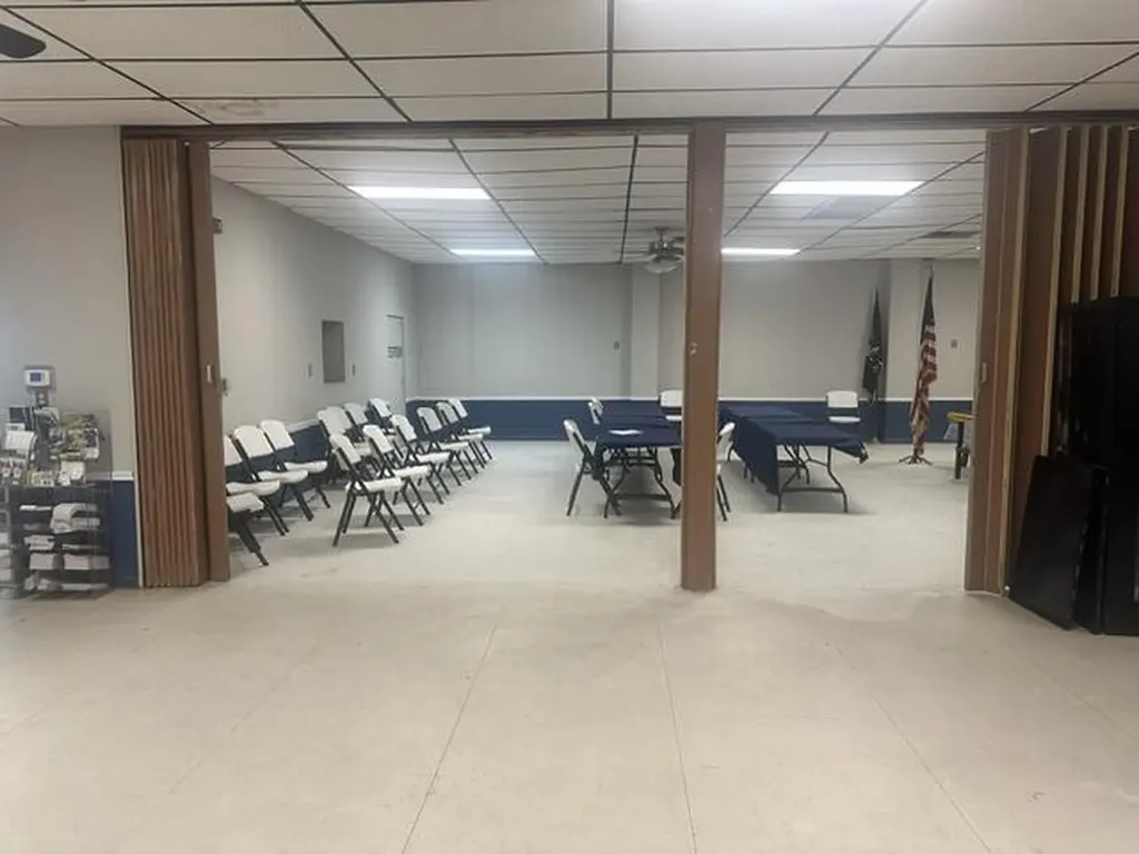2415 E Laketon Avenue Muskegon Charter Township MI 49442