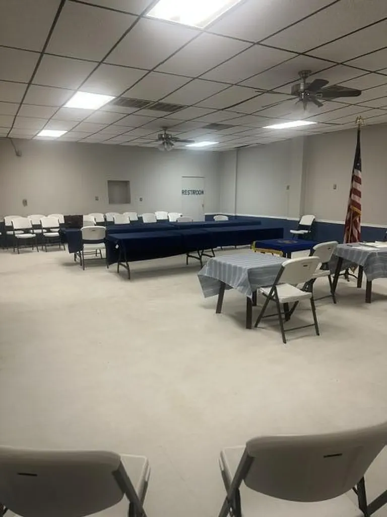 2415 E Laketon Avenue Muskegon Charter Township MI 49442