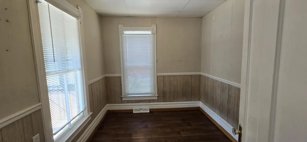 2744 8th Street Muskegon Heights City MI 49444