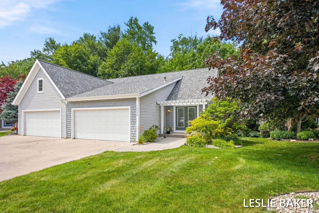 14806 Woodswalk Court Spring Lake Township MI 49456