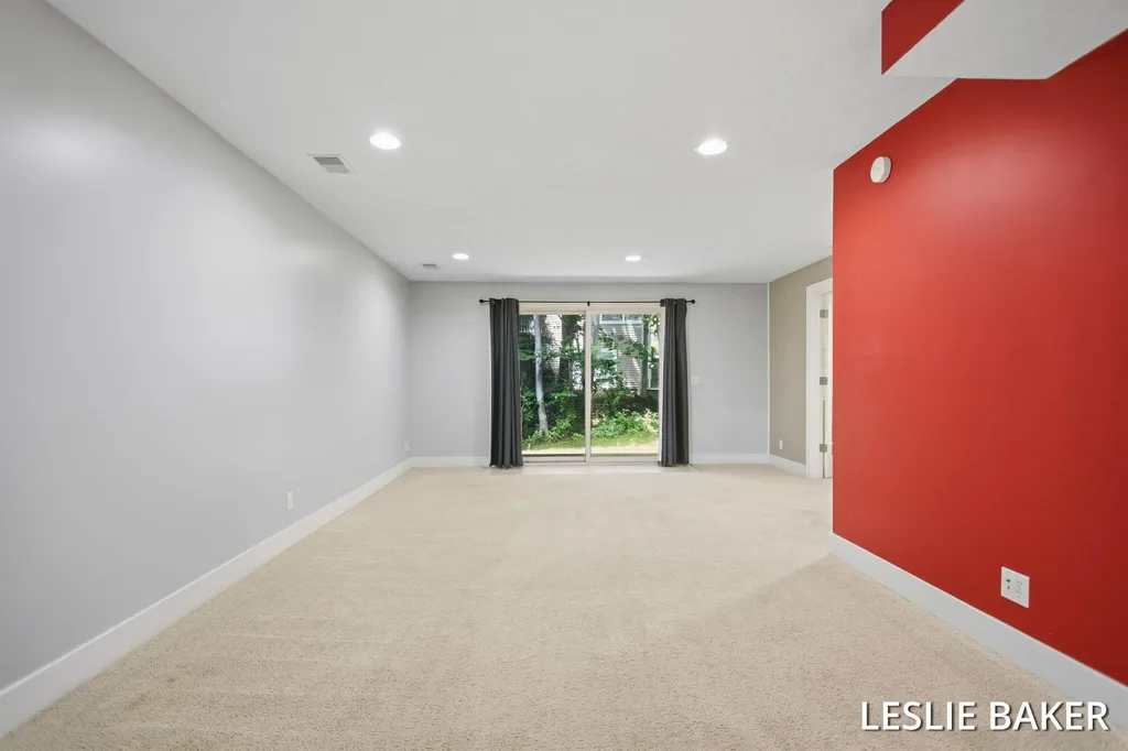 14806 Woodswalk Court Spring Lake Township MI 49456