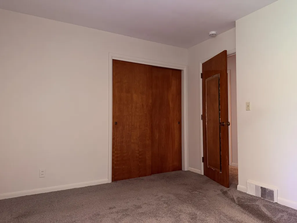 1968 Holton Road Muskegon Charter Township MI 49445