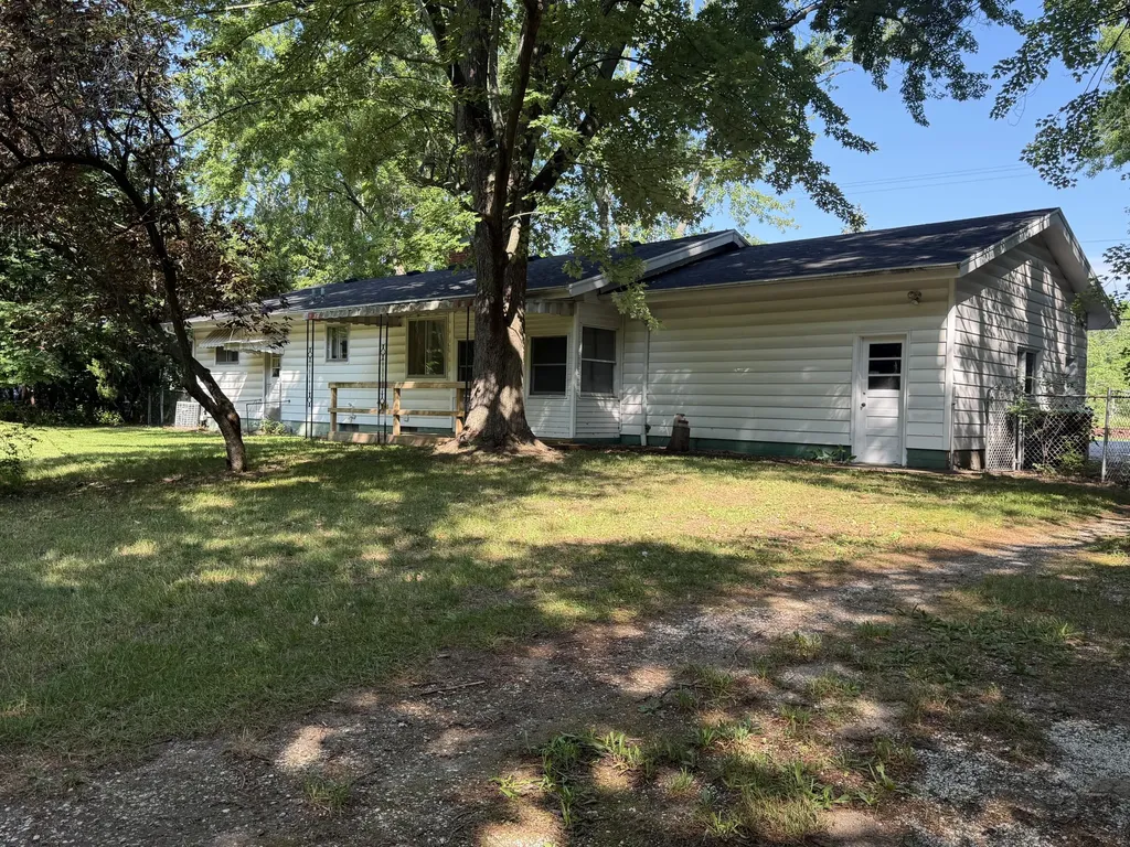 1968 Holton Road Muskegon Charter Township MI 49445