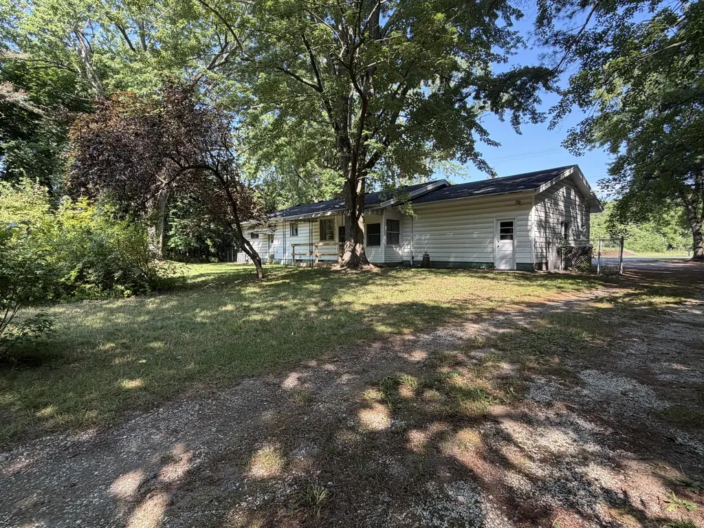 1968 Holton Road Muskegon Charter Township MI 49445