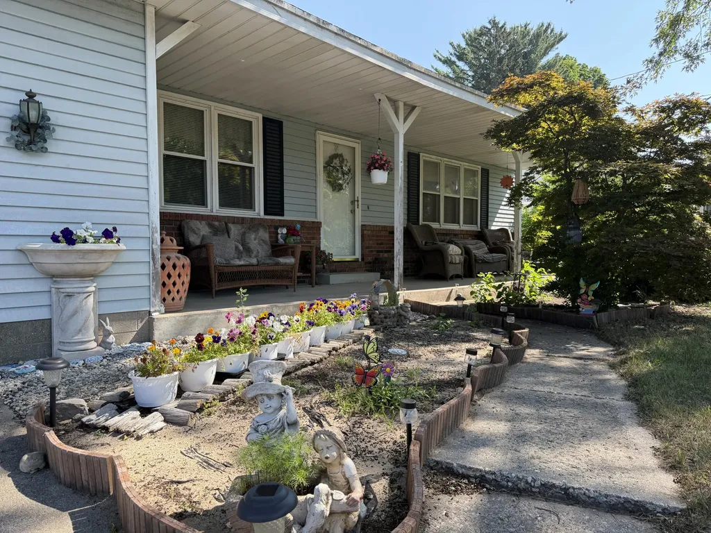 2334 Josephine Avenue Fruitport Charter Township MI 49444