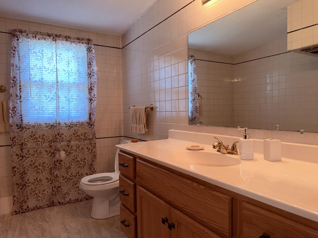 2334 Josephine Avenue Fruitport Charter Township MI 49444