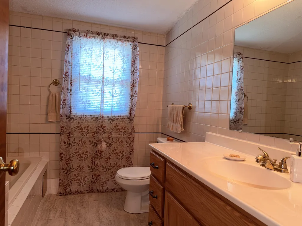 2334 Josephine Avenue Fruitport Charter Township MI 49444