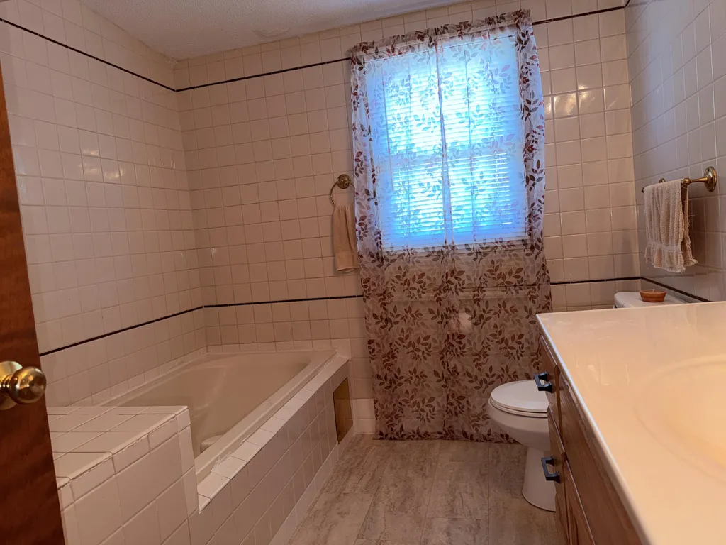 2334 Josephine Avenue Fruitport Charter Township MI 49444