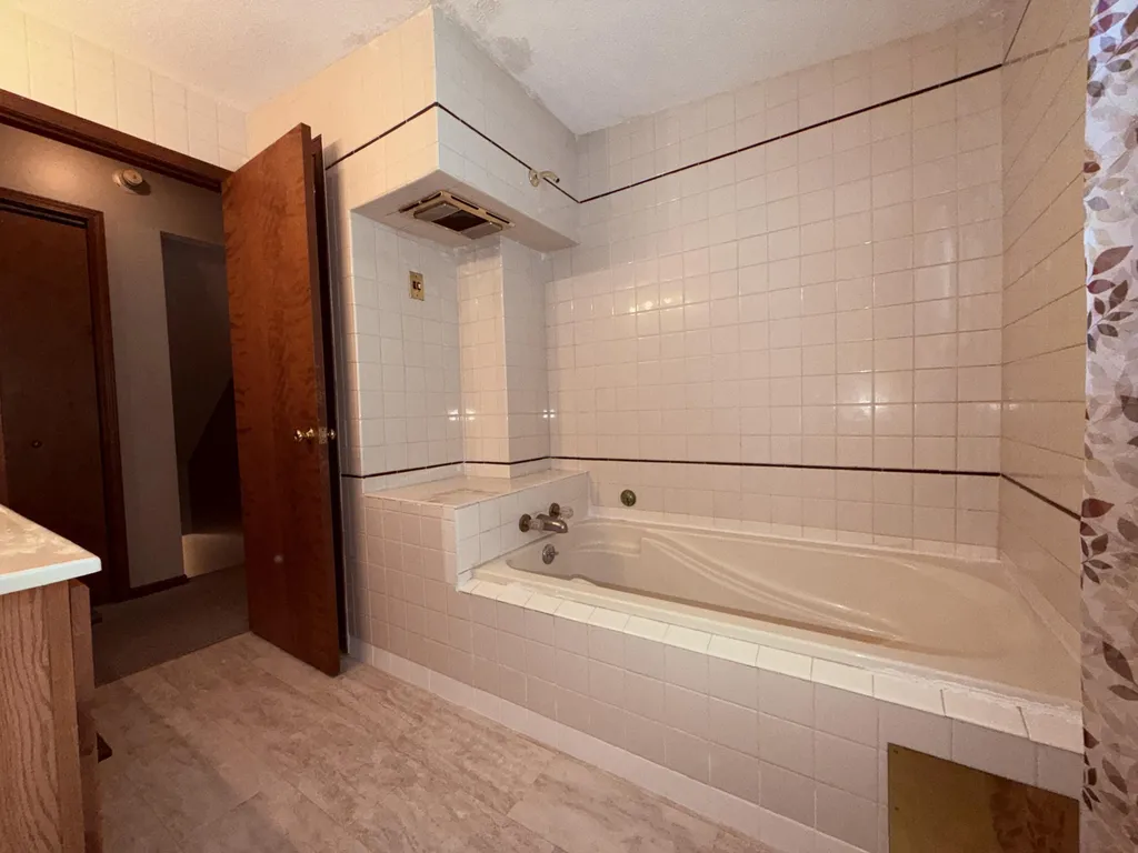 2334 Josephine Avenue Fruitport Charter Township MI 49444